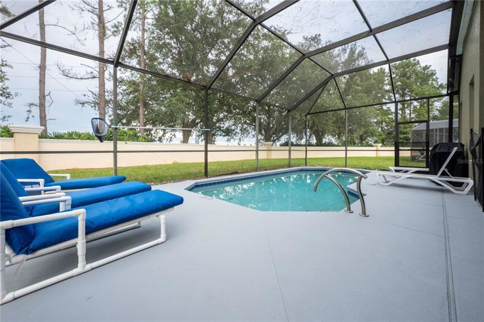 Image No.46-5 Bed Property for sale