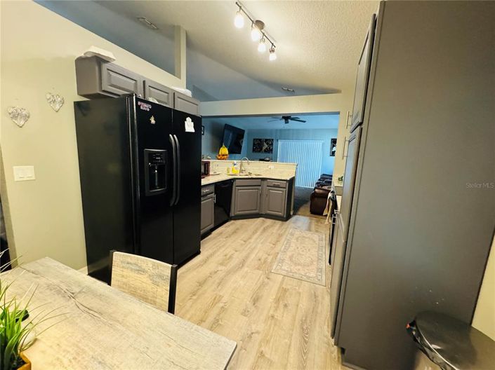 Image No.13-4 Bed Property for sale