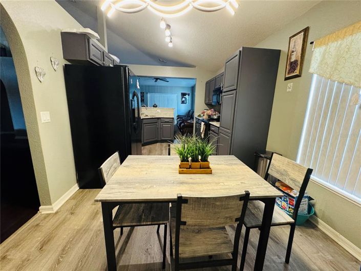 Image No.14-4 Bed Property for sale