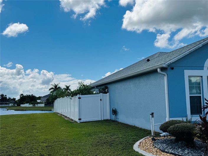 Image No.2-4 Bed Property for sale