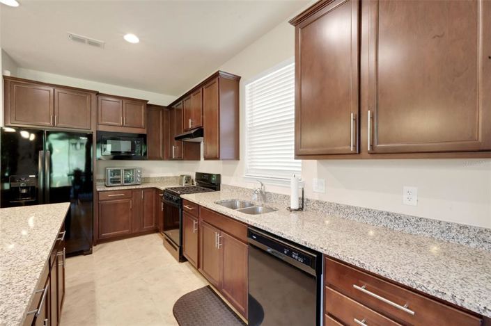 Image No.13-2 Bed Property for sale