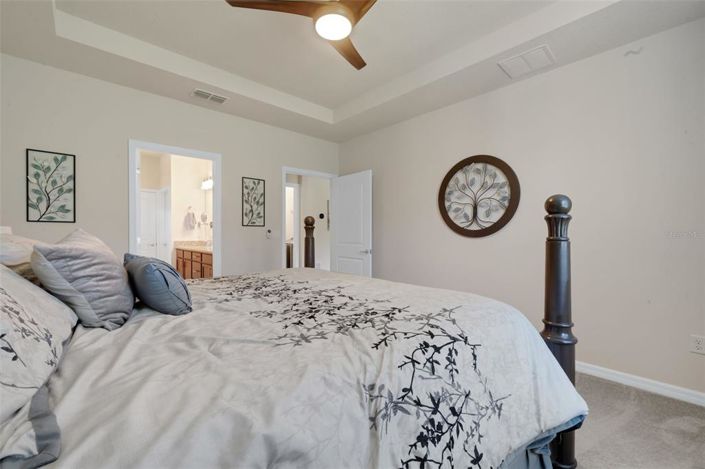 Image No.19-2 Bed Property for sale