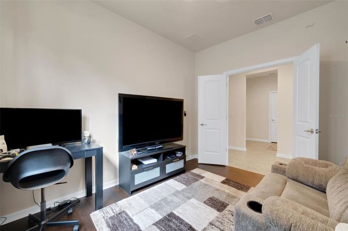 Image No.26-2 Bed Property for sale