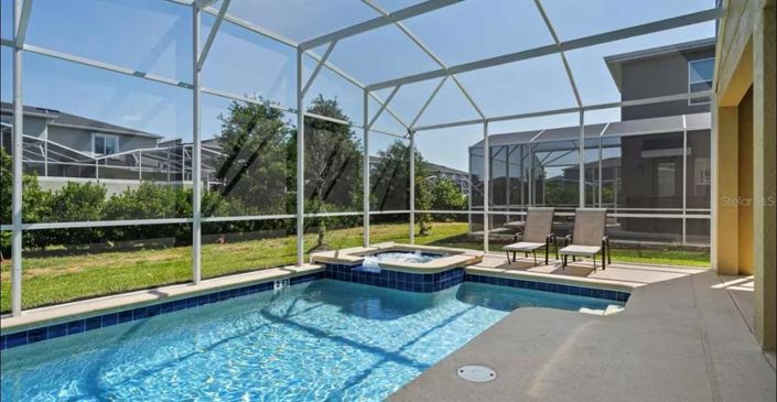 Image No.44-6 Bed Property for sale