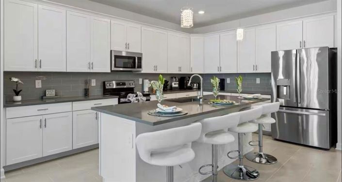 Image No.7-6 Bed Property for sale