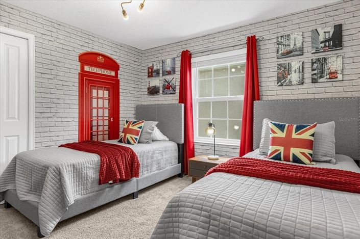 Image No.23-5 Bed Townhouse for sale