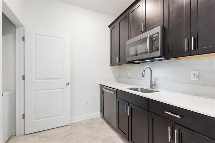 Image No.19-5 Bed Property for sale