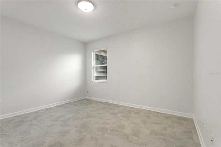 Image No.20-5 Bed Property for sale