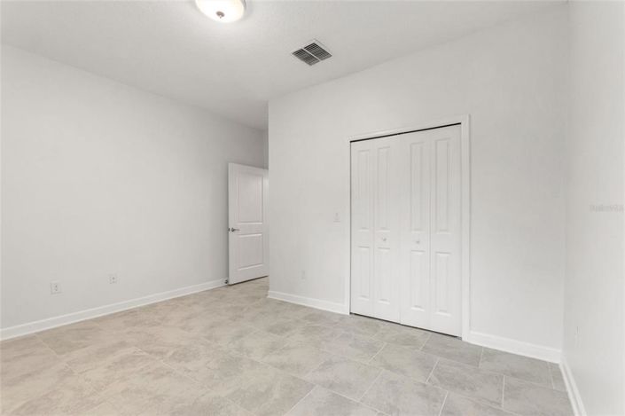 Image No.21-5 Bed Property for sale