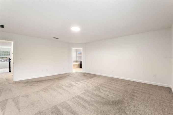 Image No.27-5 Bed Property for sale