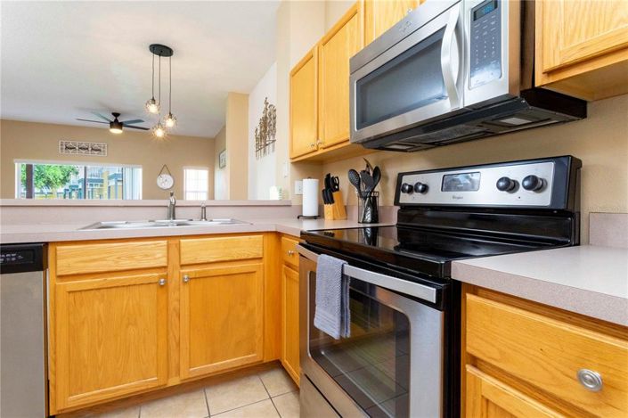 Image No.15-3 Bed Townhouse for sale