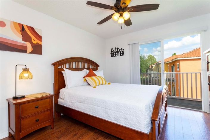 Image No.52-3 Bed Townhouse for sale