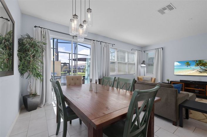 Image No.10-4 Bed Townhouse for sale