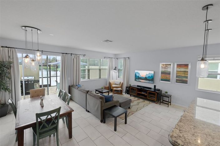 Image No.19-4 Bed Townhouse for sale