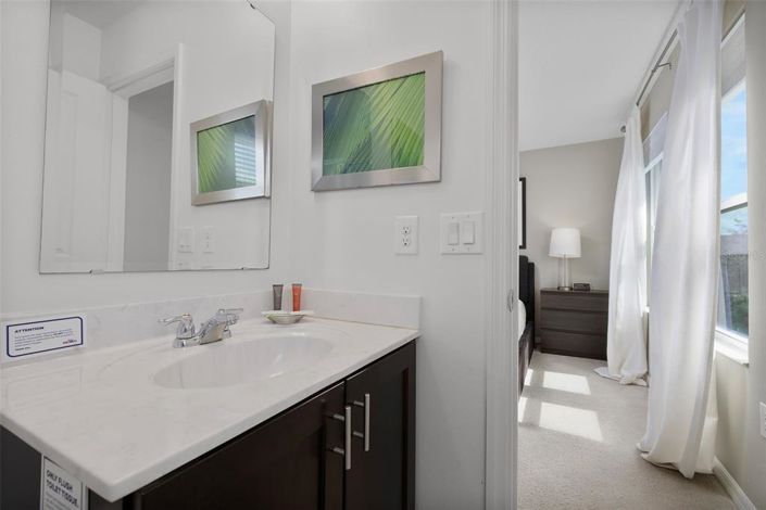 Image No.25-4 Bed Townhouse for sale