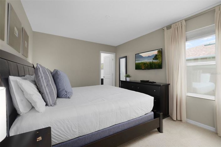 Image No.26-4 Bed Townhouse for sale