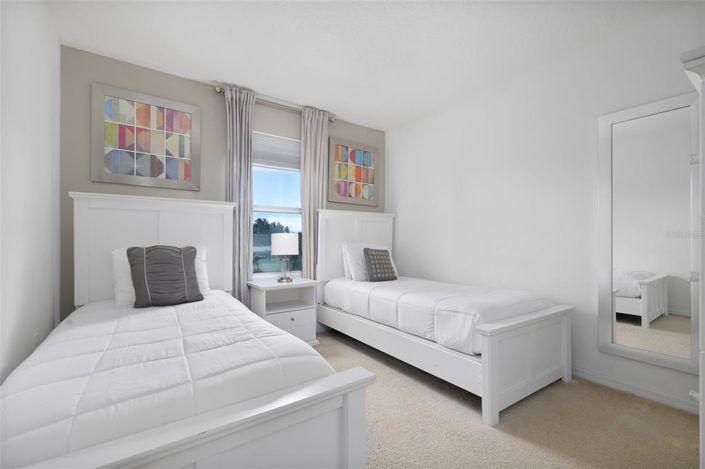 Image No.29-4 Bed Townhouse for sale