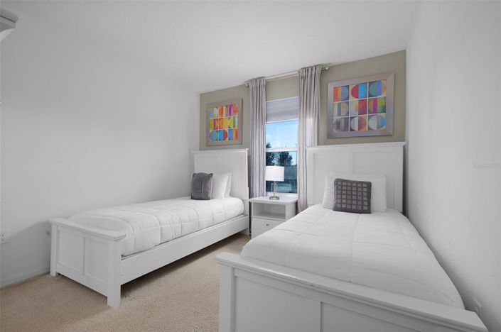 Image No.32-4 Bed Townhouse for sale