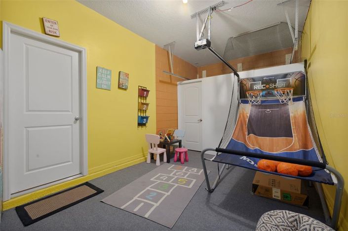 Image No.40-4 Bed Townhouse for sale