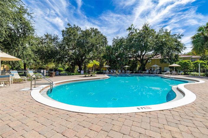 Image No.57-4 Bed Townhouse for sale