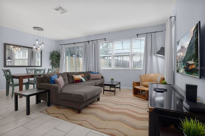 Image No.6-4 Bed Townhouse for sale