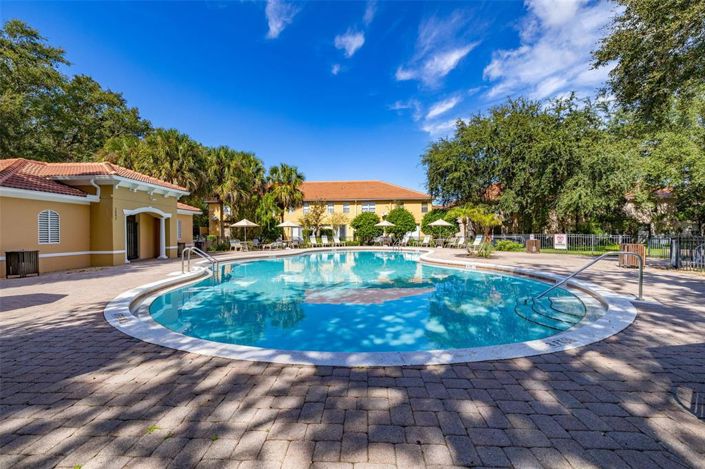 Image No.60-4 Bed Townhouse for sale