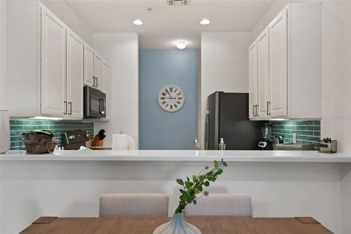 Image No.11-3 Bed Property for sale