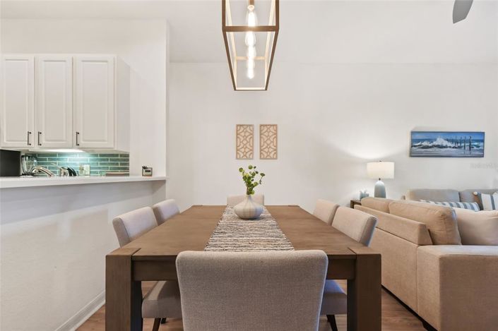 Image No.13-3 Bed Property for sale