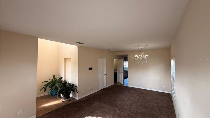 Image No.2-Propriété de 5 chambres à vendre à Kissimmee