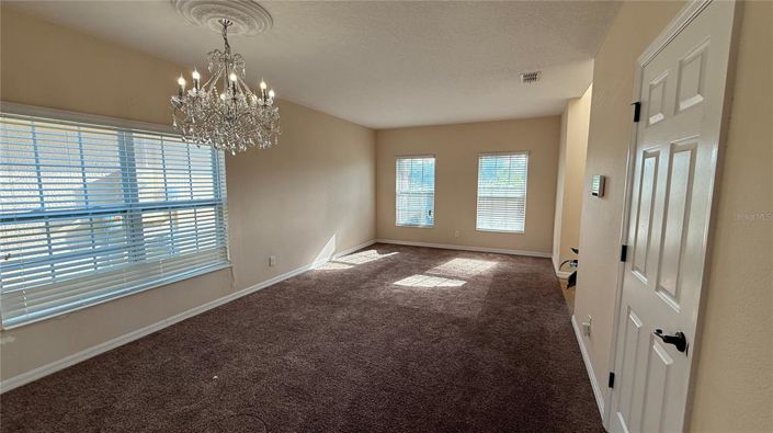 Image No.3-Propriété de 5 chambres à vendre à Kissimmee