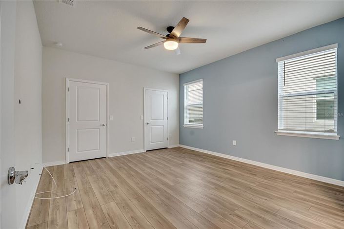 Image No.36-8 Bed Property for sale