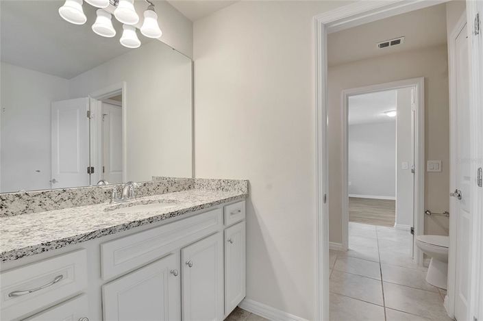 Image No.70-8 Bed Property for sale