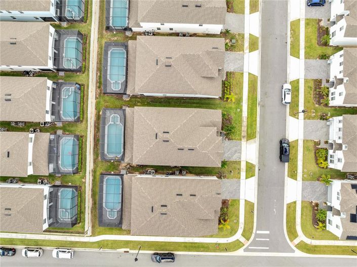 Image No.79-8 Bed Property for sale