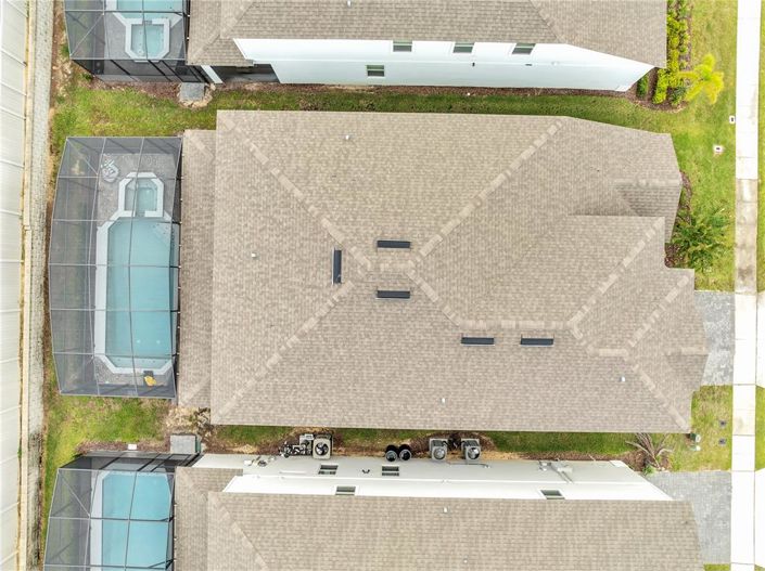 Image No.80-8 Bed Property for sale