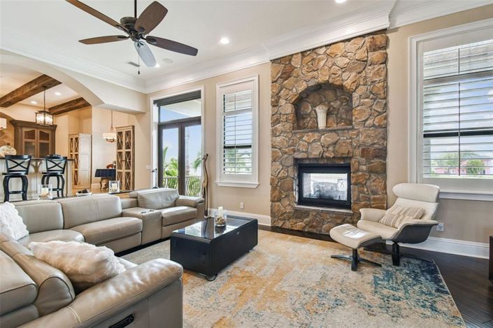 Image No.14-5 Bed Property for sale