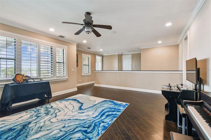 Image No.36-5 Bed Property for sale