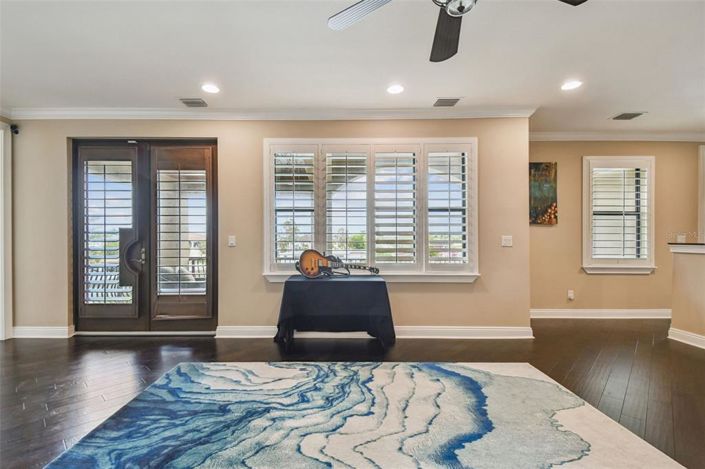 Image No.39-5 Bed Property for sale