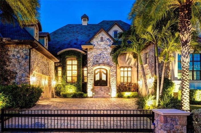 Image No.4-5 Bed Property for sale