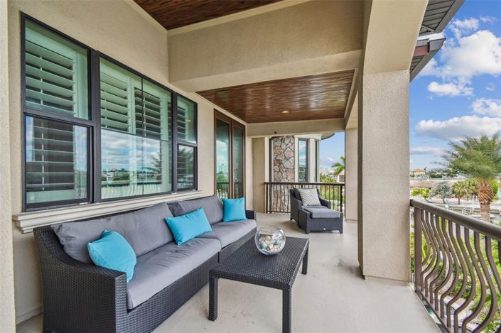 Image No.54-5 Bed Property for sale