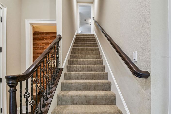 Image No.55-5 Bed Property for sale