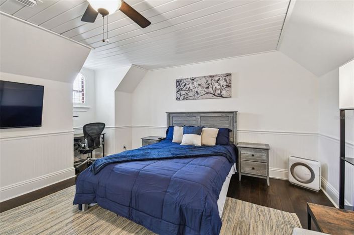 Image No.56-5 Bed Property for sale