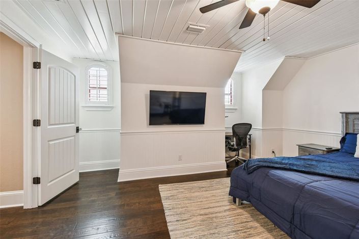 Image No.57-5 Bed Property for sale