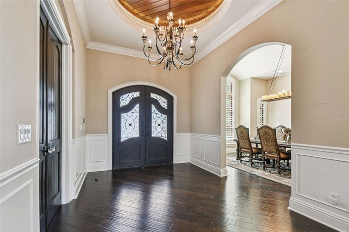 Image No.7-5 Bed Property for sale