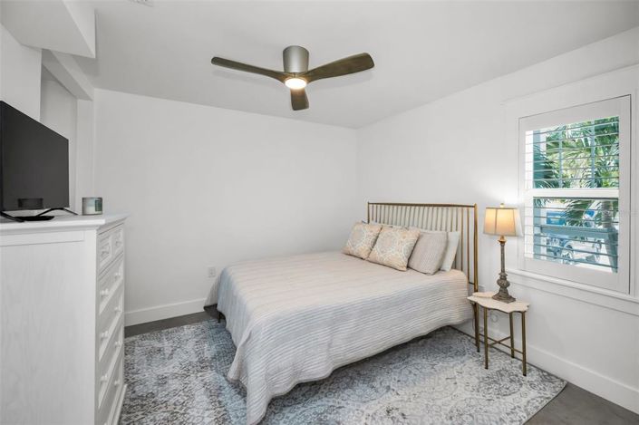 Image No.24-4 Bed Property for sale