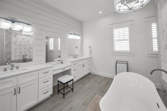 Image No.36-4 Bed Property for sale