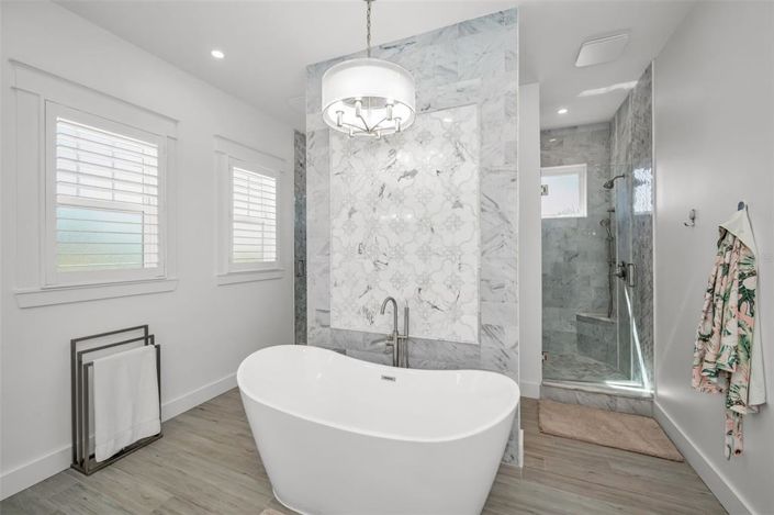 Image No.37-4 Bed Property for sale