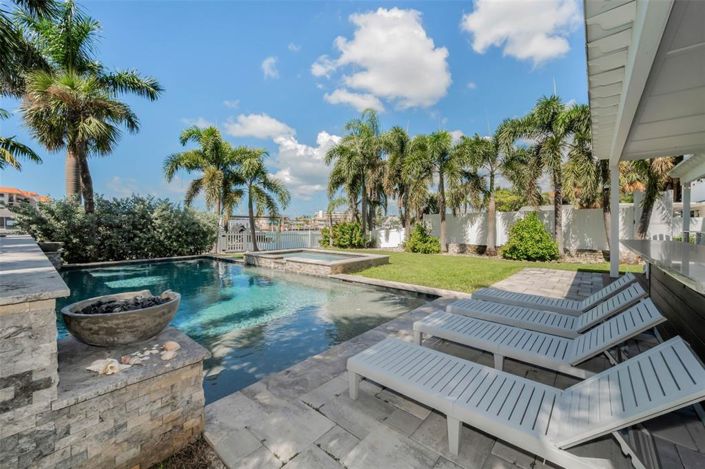 Image No.53-4 Bed Property for sale