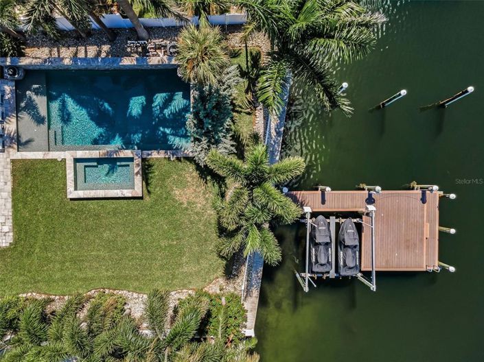 Image No.55-4 Bed Property for sale