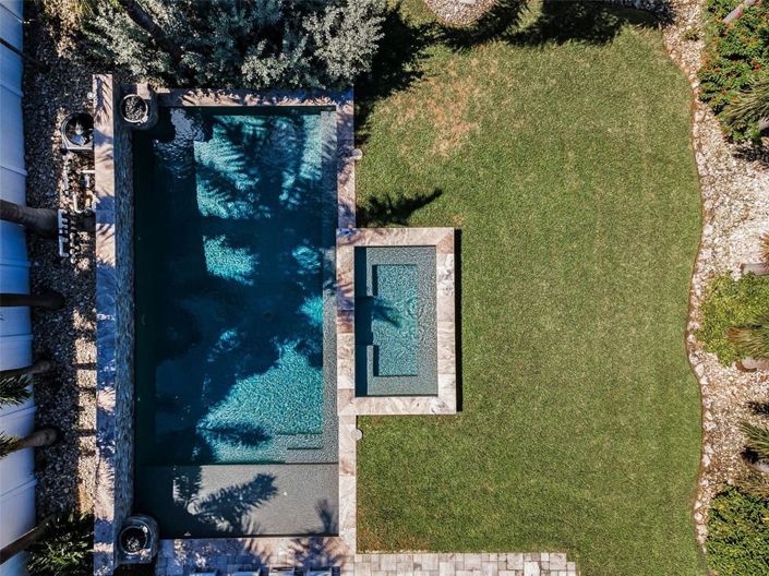 Image No.57-4 Bed Property for sale