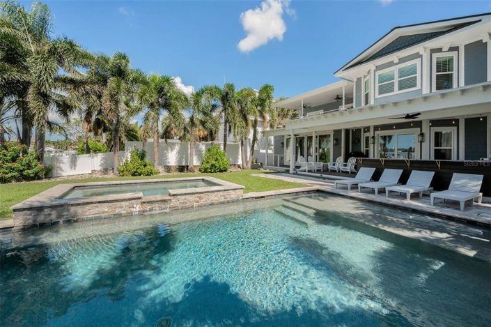 Image No.59-4 Bed Property for sale